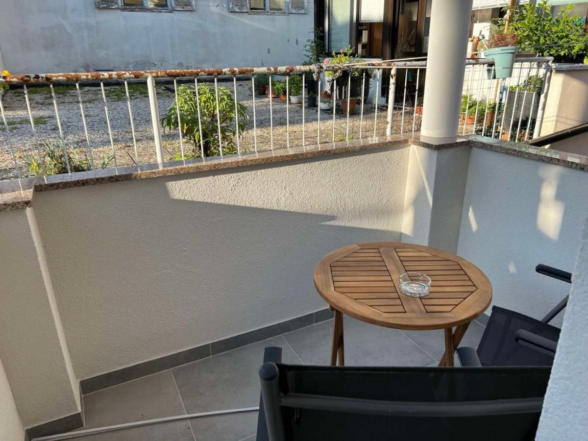 Casa Pozzetto Lägenhet Novigrad Istria Exteriör bild