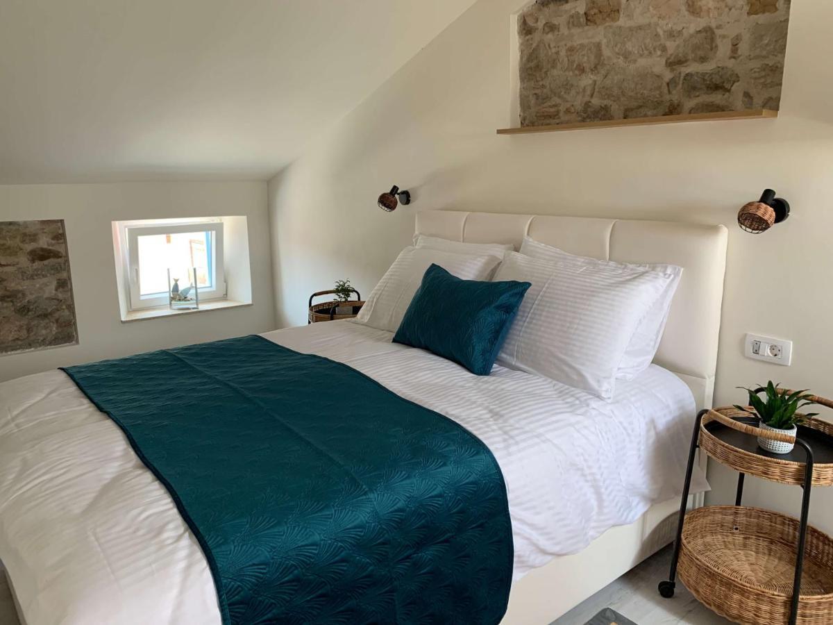 Casa Pozzetto Lägenhet Novigrad Istria Exteriör bild